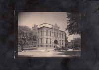 004. Photo of Fairfield Public Library about 1940
