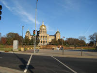 016_Locust Street entrance to Capitol
