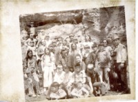 Sixth grade students on Werden farm, 1971