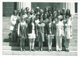 School of Library Science graduates and faculty, The University of Iowa, May 1971
