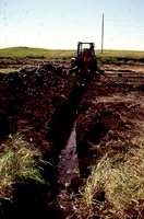 Larry Braby's Farm Before and After a Wetland Construction Project.