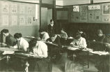 Art students in the fine arts design room, The University of Iowa, 1910s