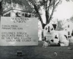 Delta Delta lawn display, Homecoming, 1951