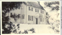 White house front in winter