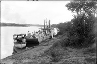 LR 332  Party on barge "Lassie"