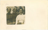 Ruth Grimes and daughters, Emerson, Iowa, October 8, 1908